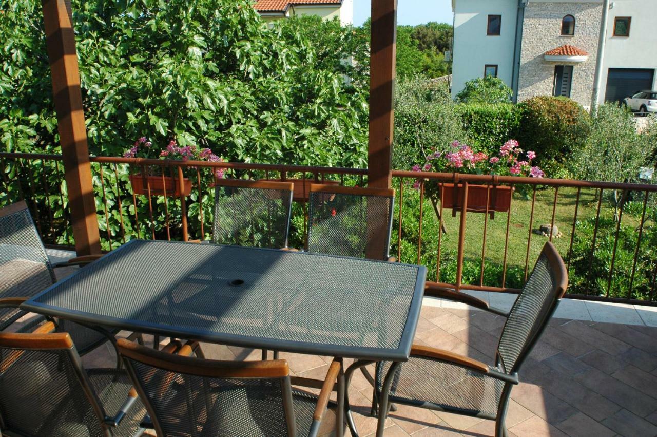 House Villa Mare Malinska Luaran gambar