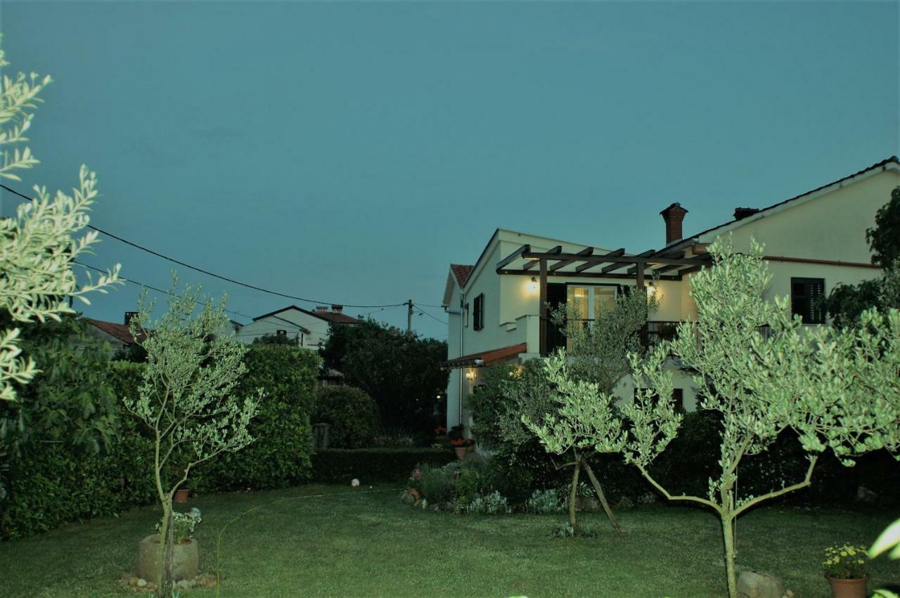 House Villa Mare Malinska Luaran gambar
